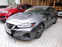 Nissan Maxima